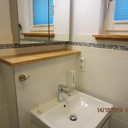 Modernes Schonbach Apartment *